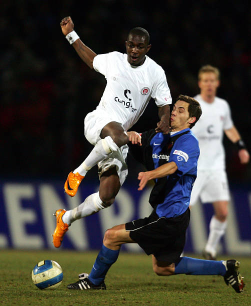 让我们把目 让我们把目