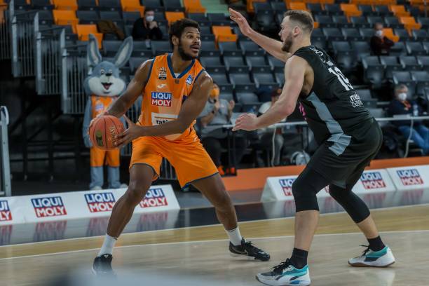 行上不断努 行上不断努