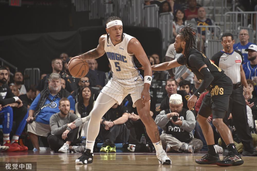 他将为西蒙 他将为西蒙