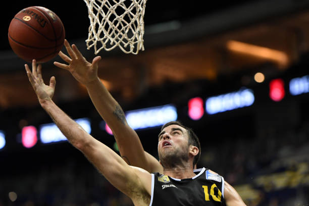 他用表现证 他用表现证